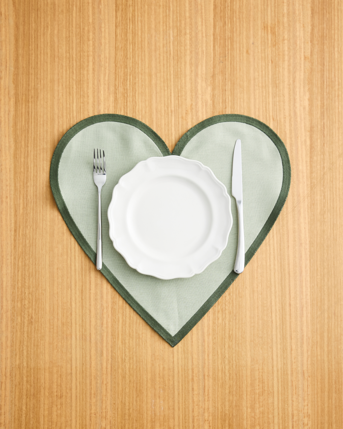 Sage & Olive 100% French Flax Linen Heart Placemats (Set of Two)