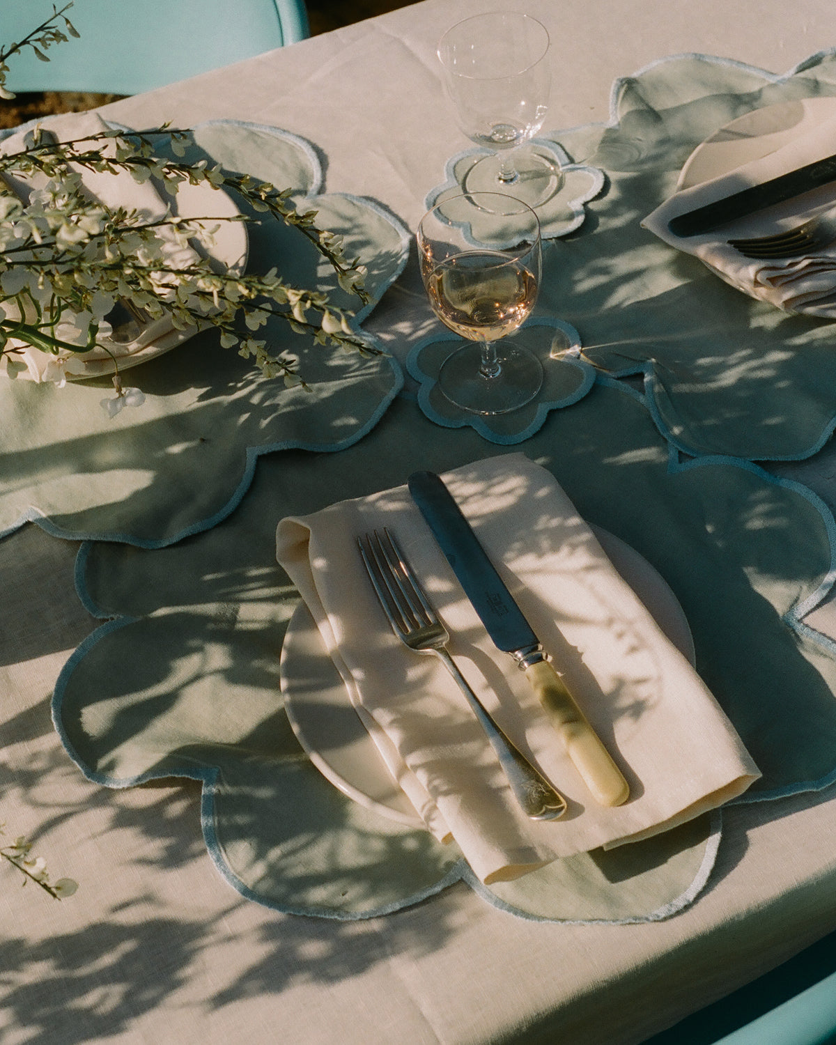 Sage & Coast 100% French Flax Linen Petal Placemats (Set of Four)