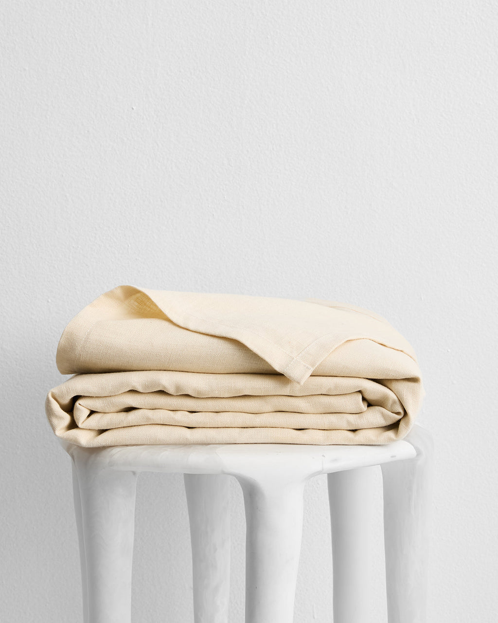Crème Heavy Linen Bed Cover
