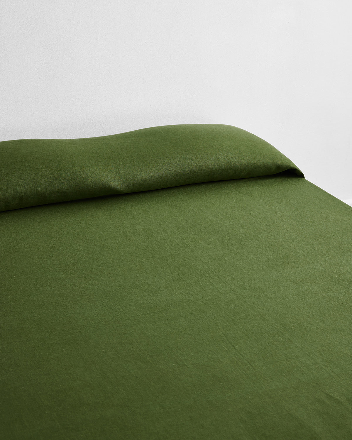 Olive Heavy Linen Bed Cover