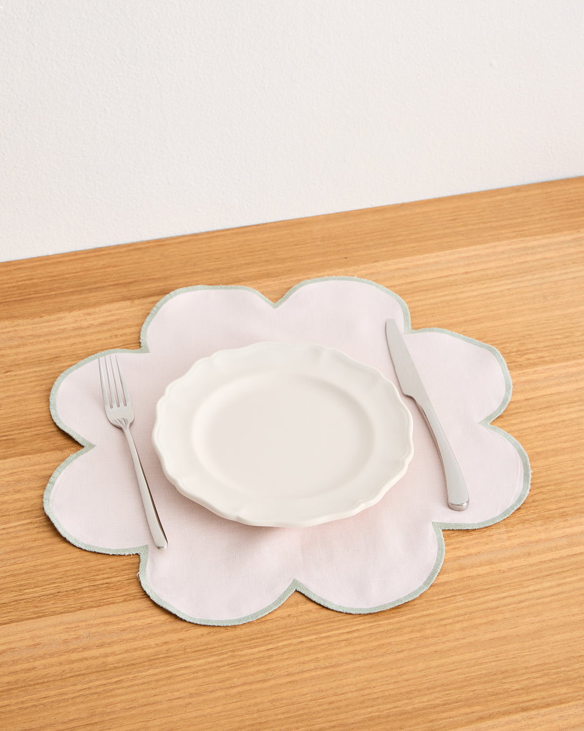 Rosewater & Sage 100% French Flax Linen Petal Placemats (Set of Four)